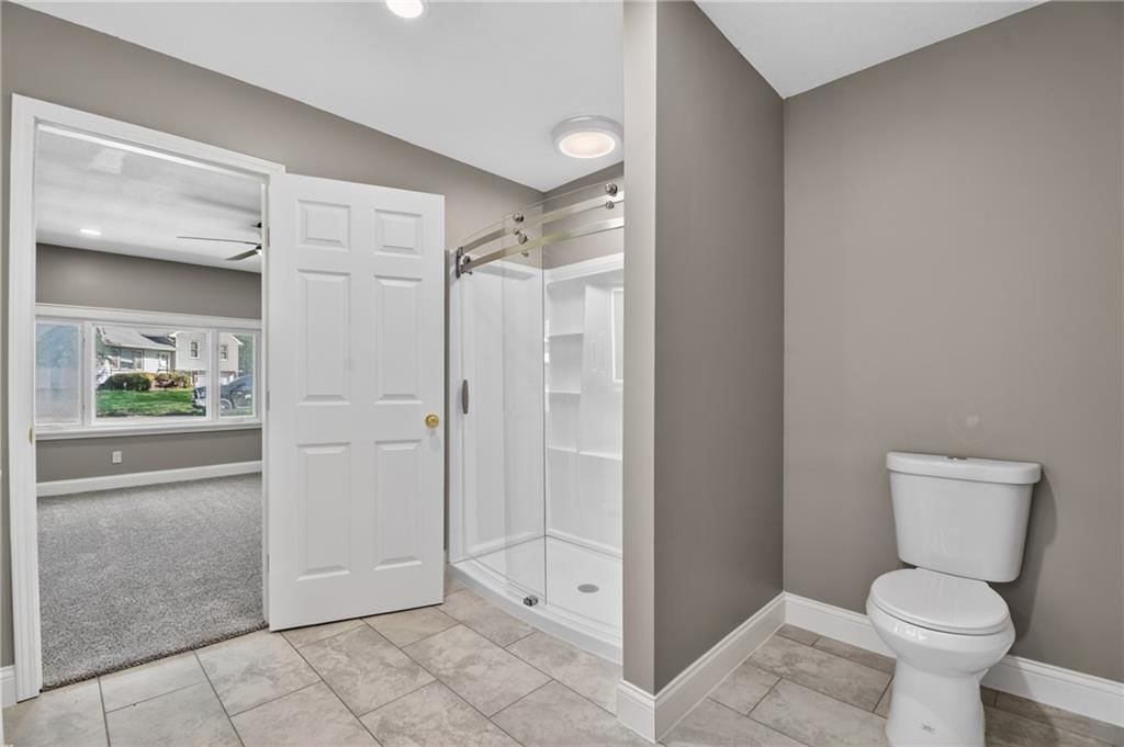 1901 Crestwood Drive — photo 23