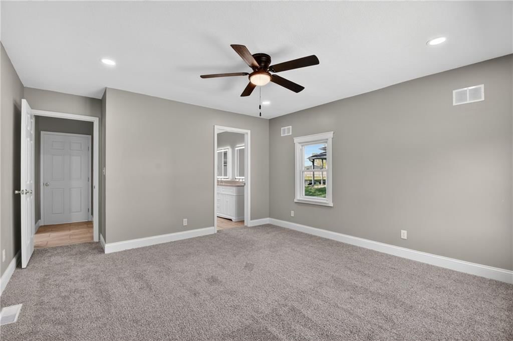 1901 Crestwood Drive — photo 27