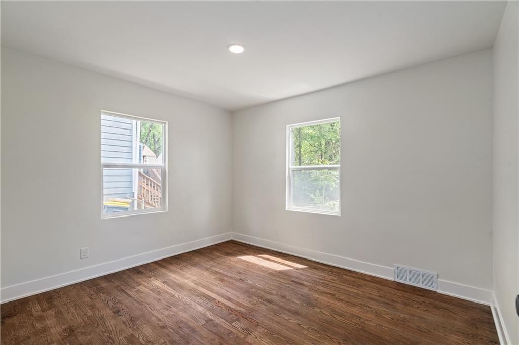 6111 W 58th Street — photo 17