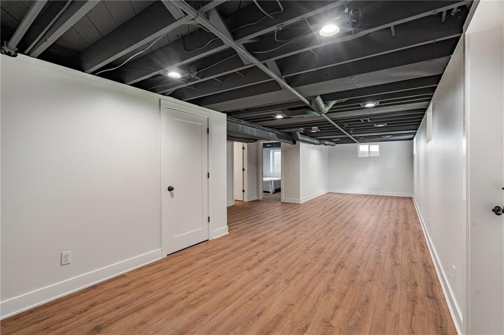 6111 W 58th Street — photo 22