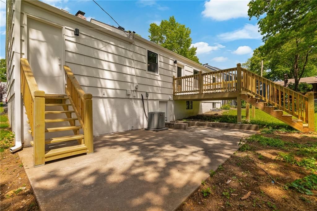 6111 W 58th Street — photo 25