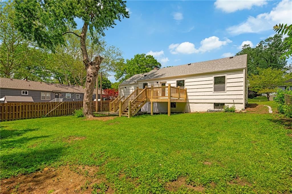 6111 W 58th Street — photo 28