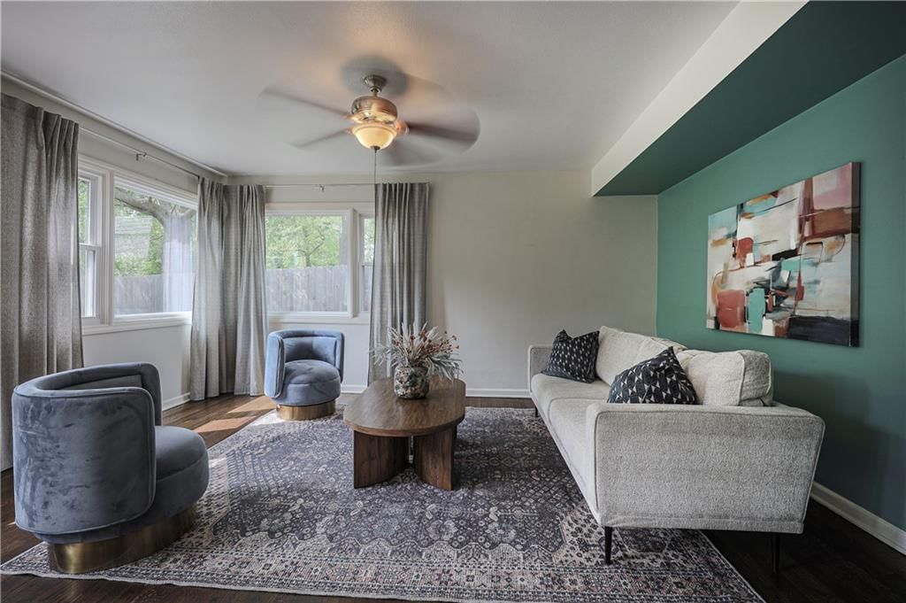 8404 Kenwood Avenue — photo 11