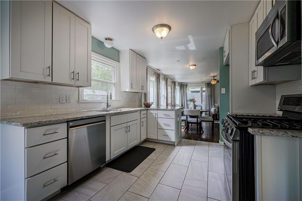 8404 Kenwood Avenue — photo 19