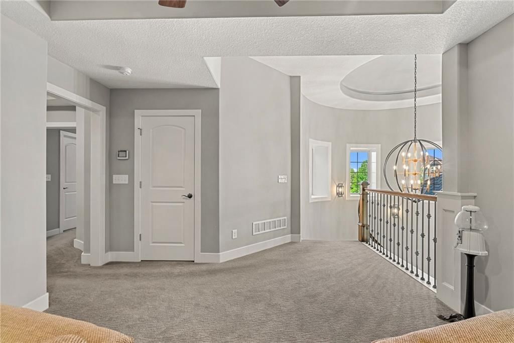 2604 W 162nd Terrace — photo 36