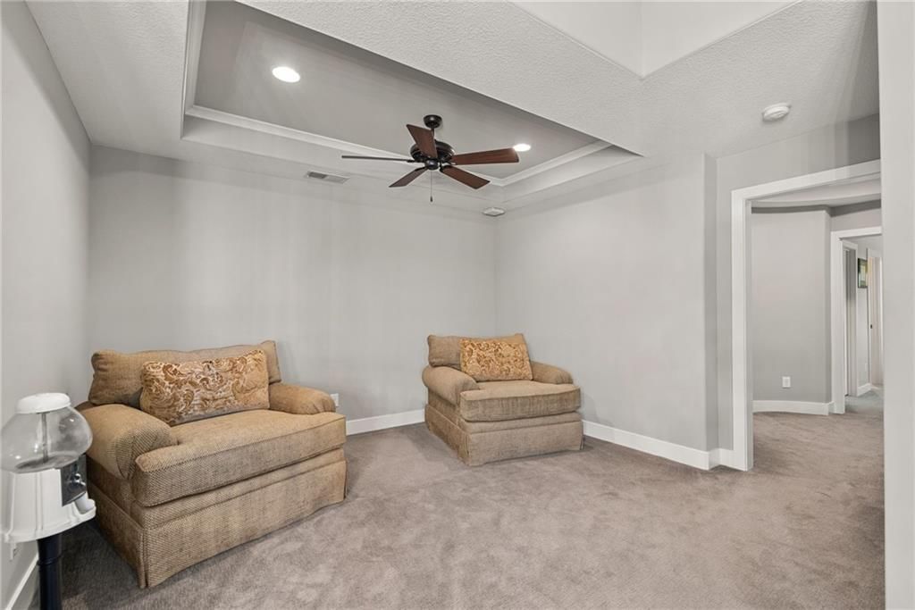 2604 W 162nd Terrace — photo 38