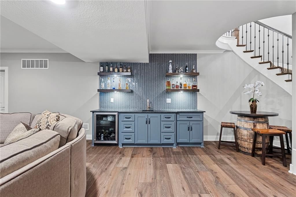 2604 W 162nd Terrace — photo 49