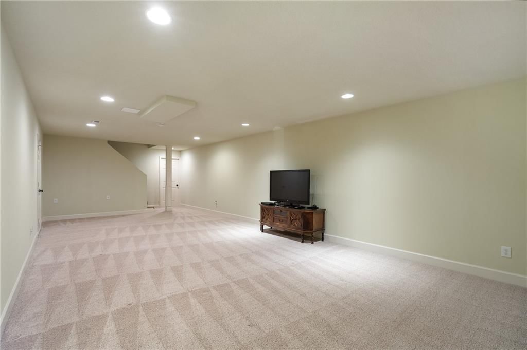 13201 Ballentine Street — photo 49