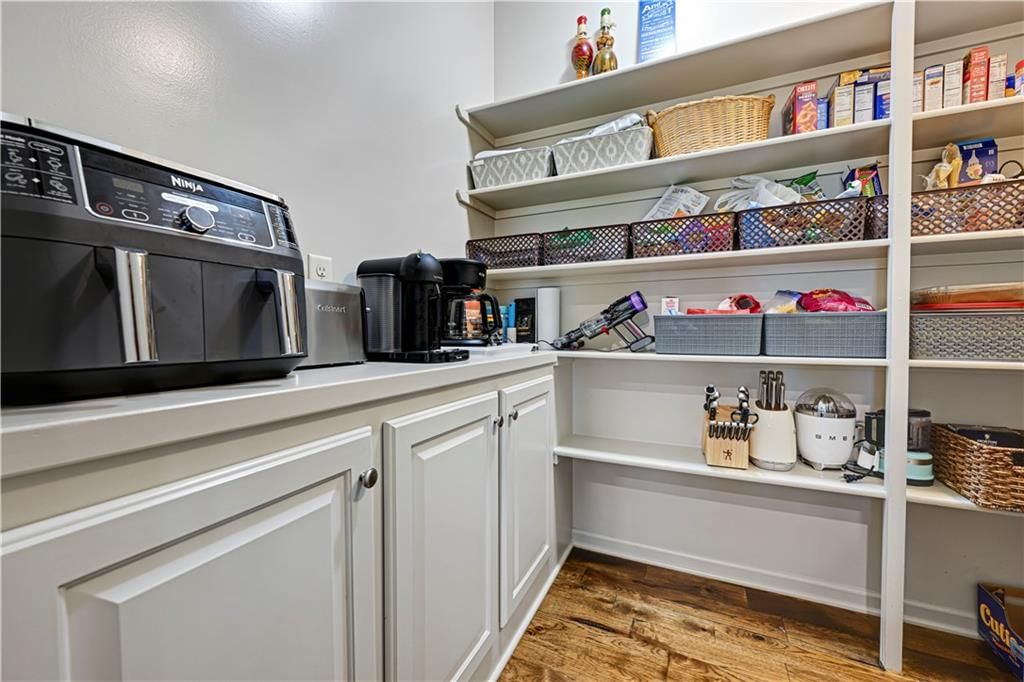 16816 Stearns Street — photo 21