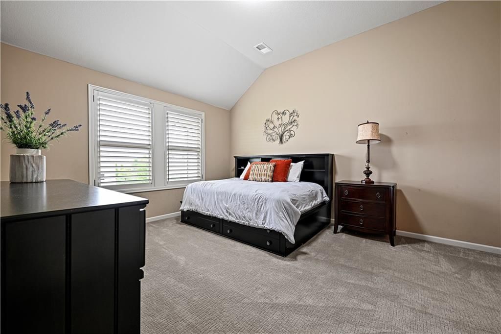 16816 Stearns Street — photo 35