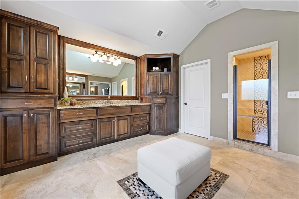 16816 Stearns Street — photo 46