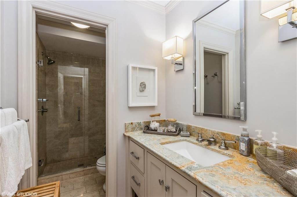 229 Ward Parkway — photo 22