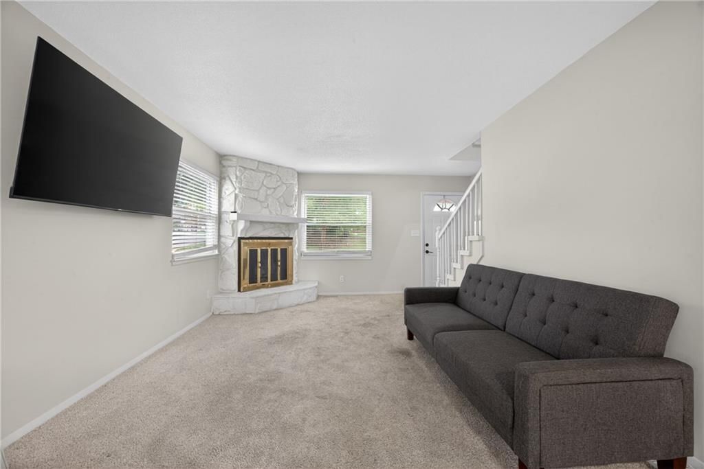 7189 NW Chapel Woods Lane — photo 6