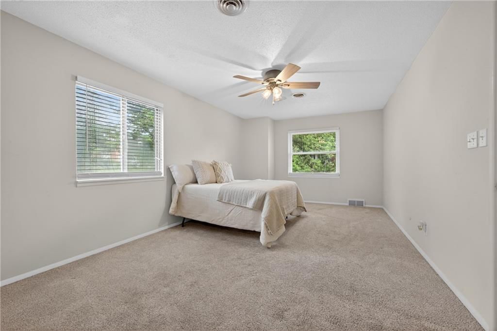 7189 NW Chapel Woods Lane — photo 25