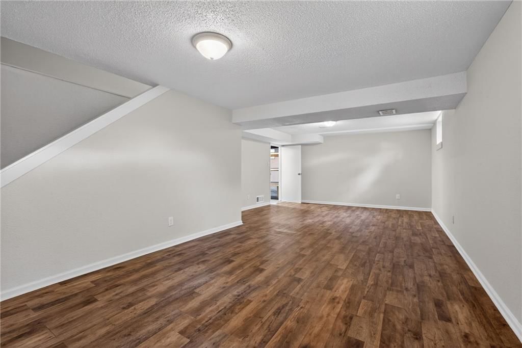 7189 NW Chapel Woods Lane — photo 33