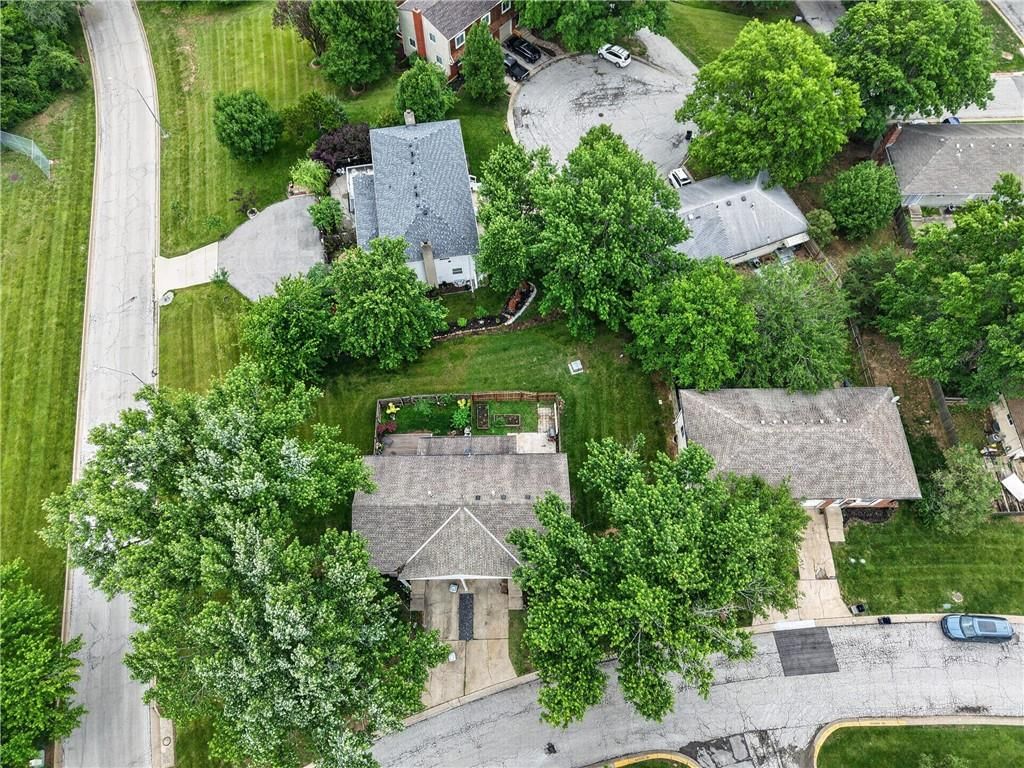 7189 NW Chapel Woods Lane — photo 38