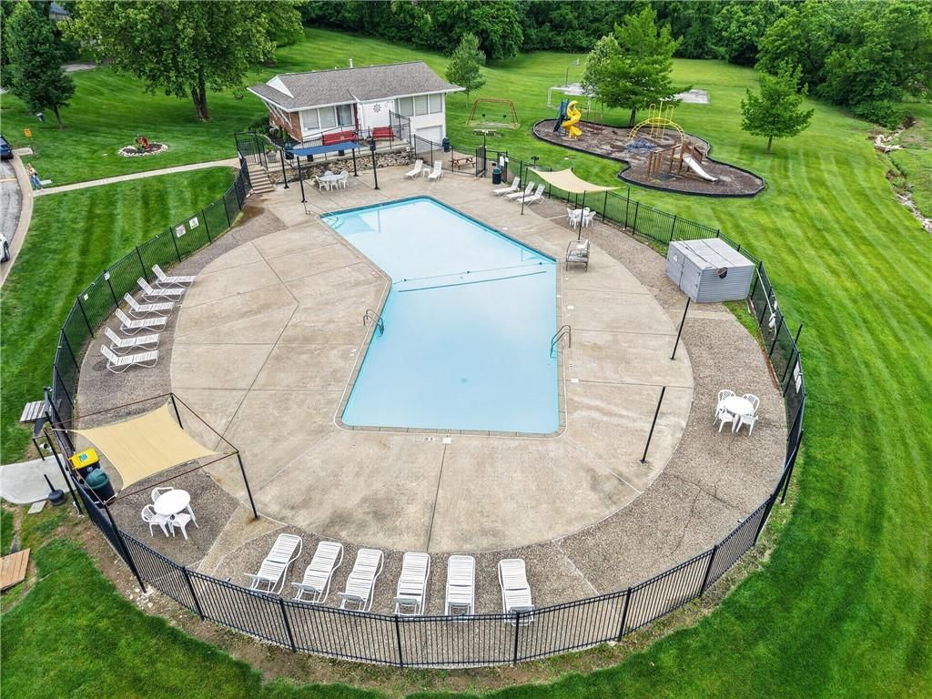 7189 NW Chapel Woods Lane — photo 40