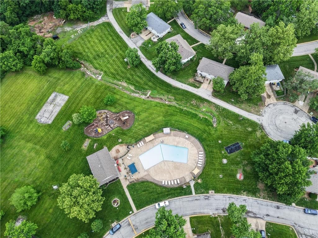 7189 NW Chapel Woods Lane — photo 44