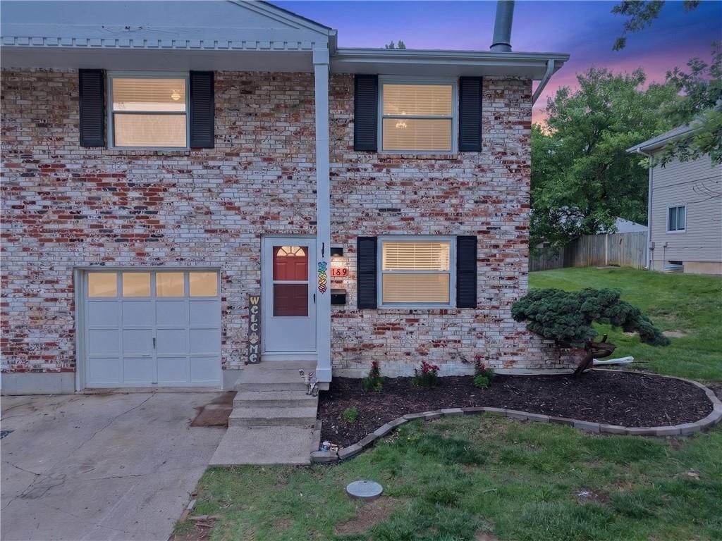 7189 NW Chapel Woods Lane — photo 45