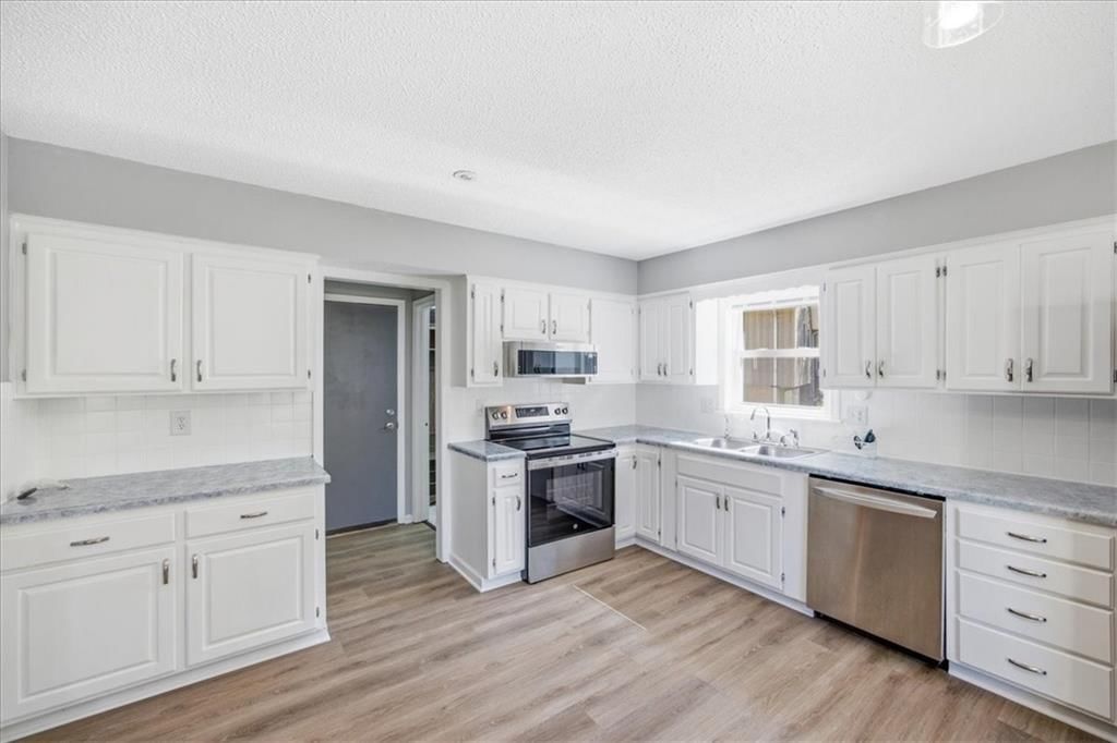6816 Jason Smith Court — photo 9