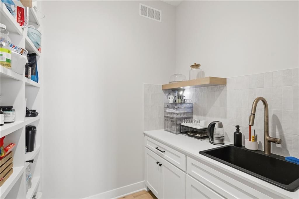 12709 W 174th Street — photo 10
