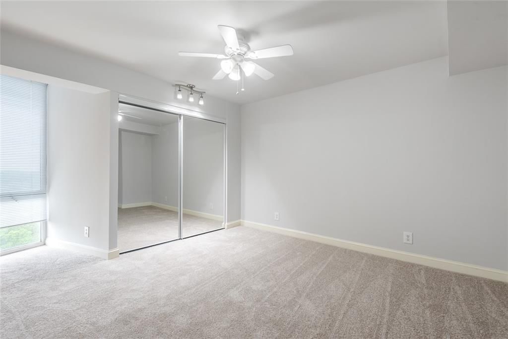 3838 Rainbow Boulevard — photo 16