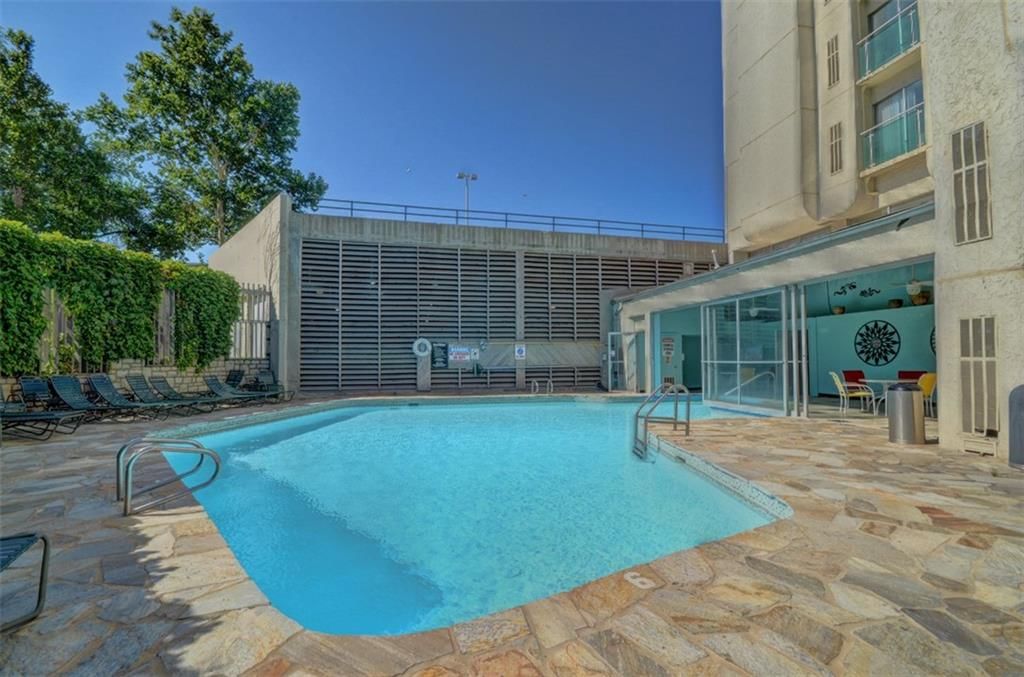 3838 Rainbow Boulevard — photo 36