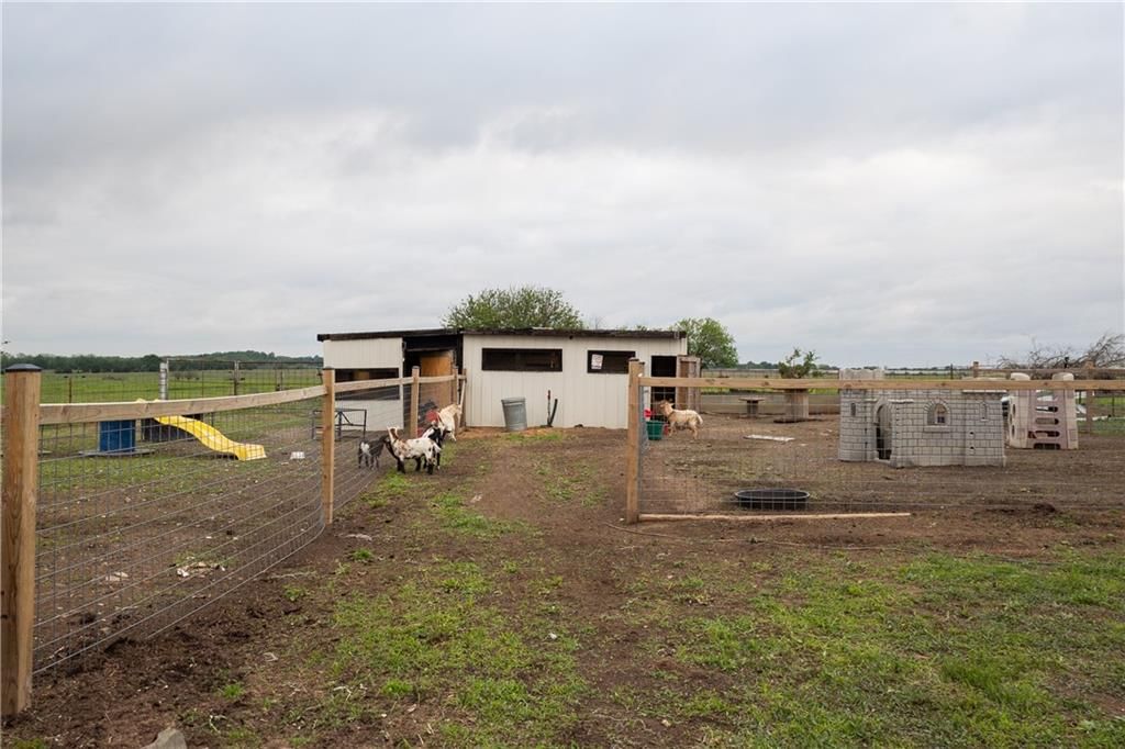 5831 CR 5900 Road — photo 38