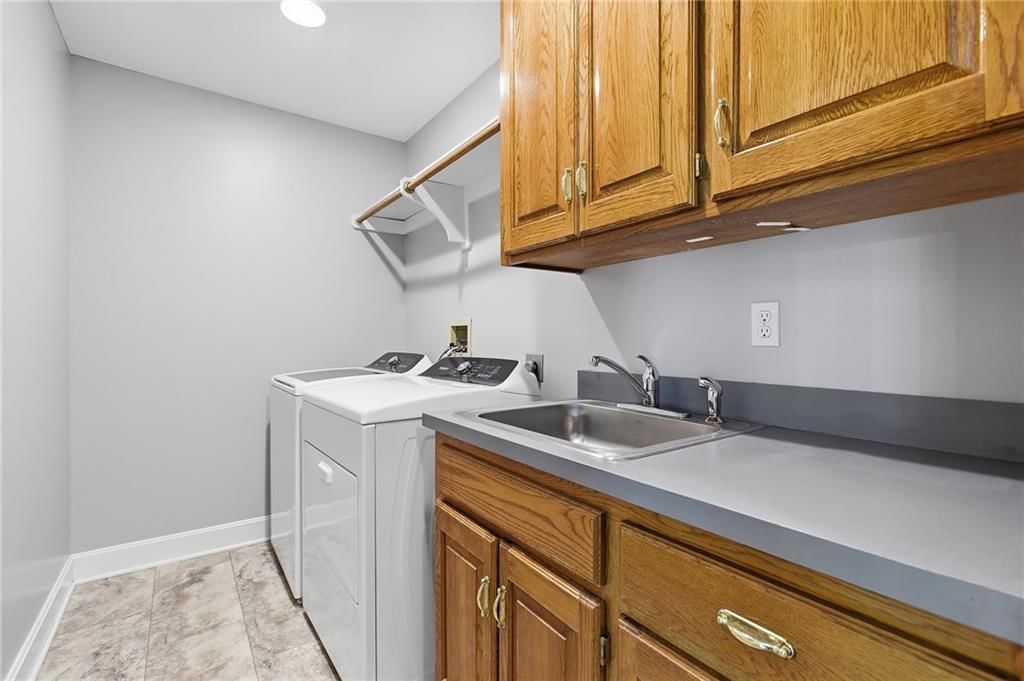 4701 NE 60th Terrace — photo 37