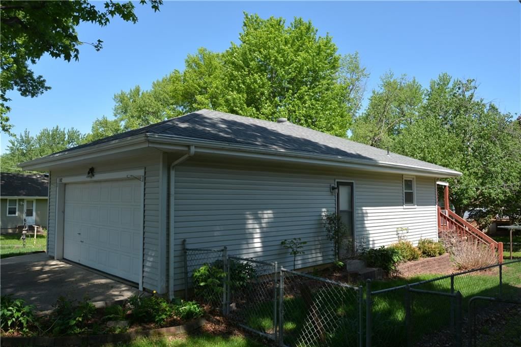 1102 Halsey Terrace — photo 5