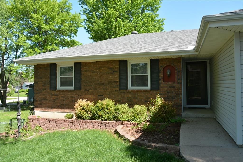 1102 Halsey Terrace — photo 6