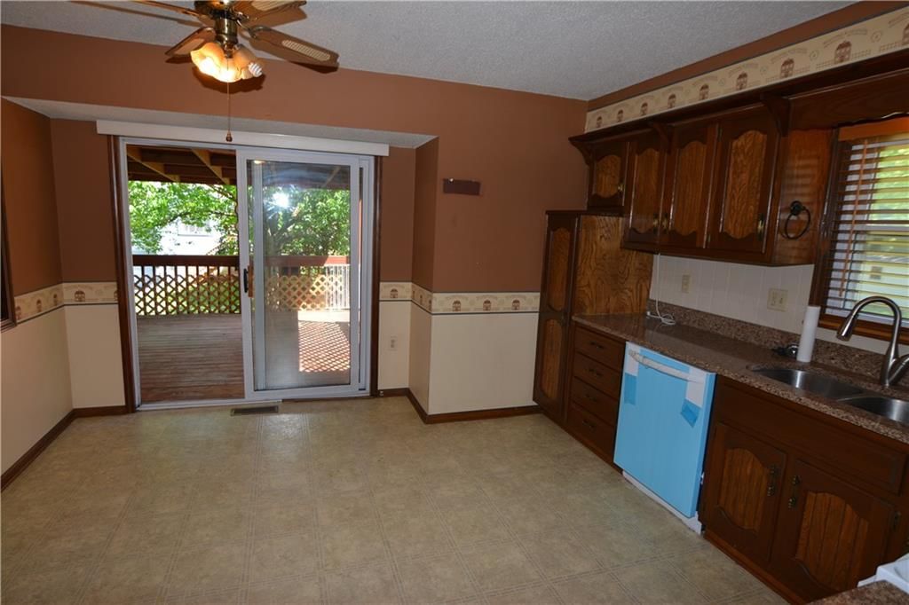 1102 Halsey Terrace — photo 11