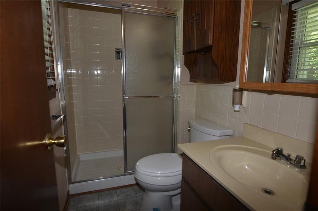 1102 Halsey Terrace — photo 20