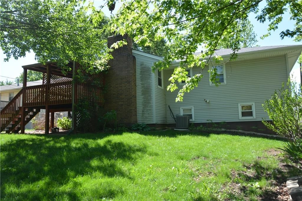 1102 Halsey Terrace — photo 29