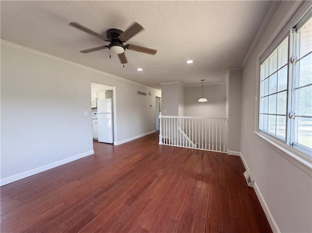 231 Downey Drive — photo 7