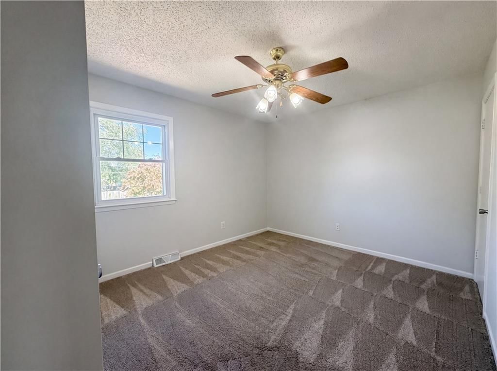 231 Downey Drive — photo 11