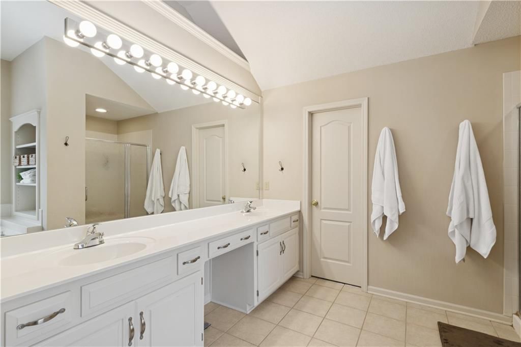 5104 W 158th Street — photo 19