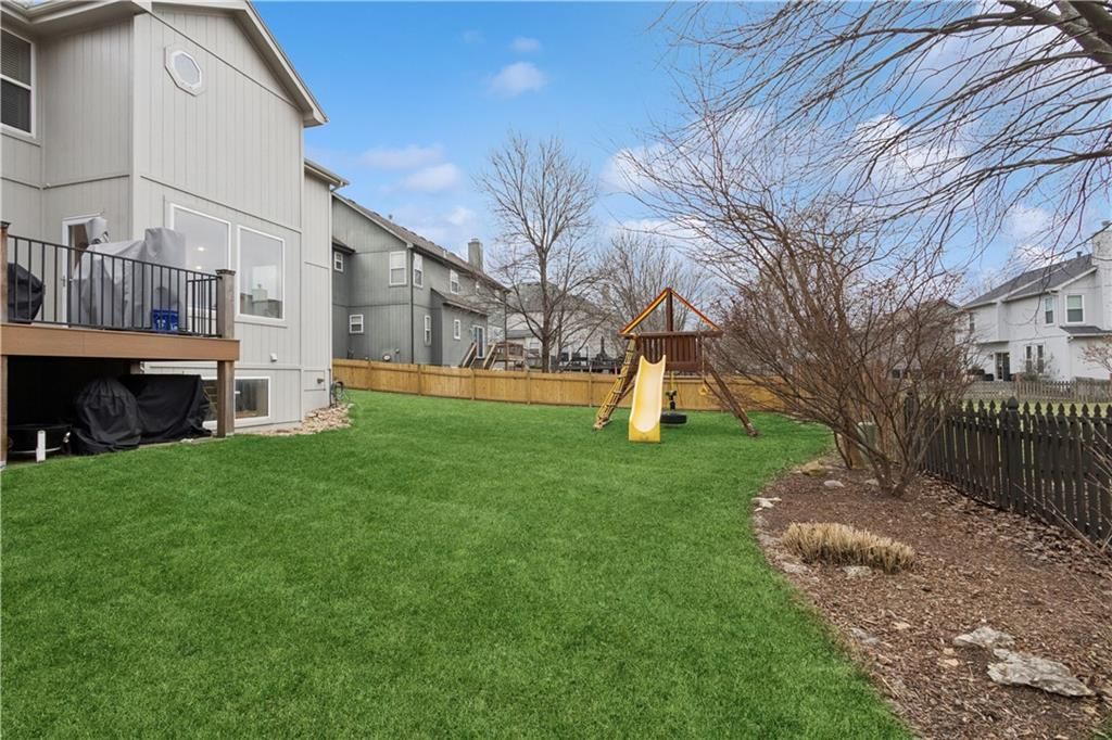 5104 W 158th Street — photo 31