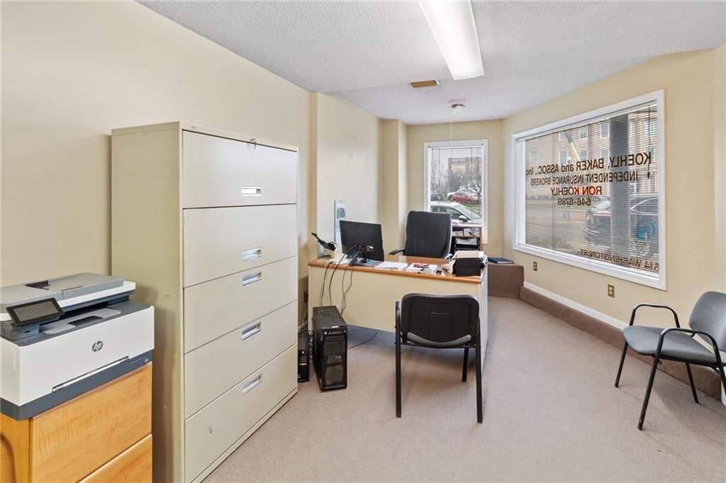 614 Washington Street — photo 7