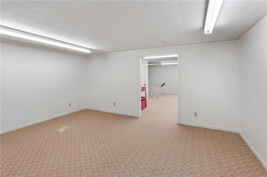 614 Washington Street — photo 24