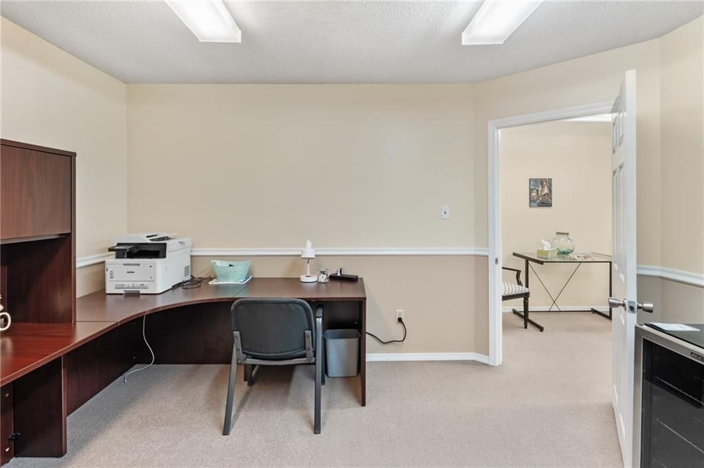 614 Washington Street — photo 35
