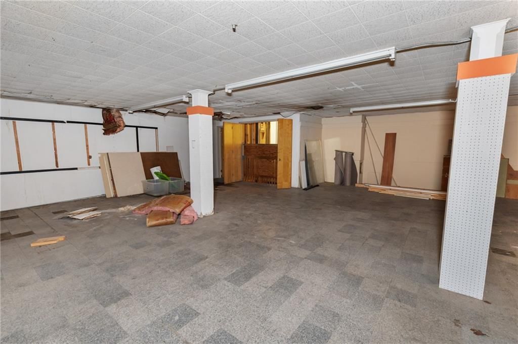 614 Washington Street — photo 37