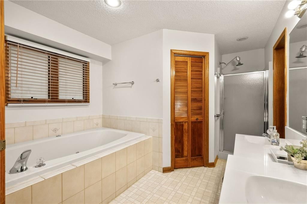 503 Larkin Court — photo 15