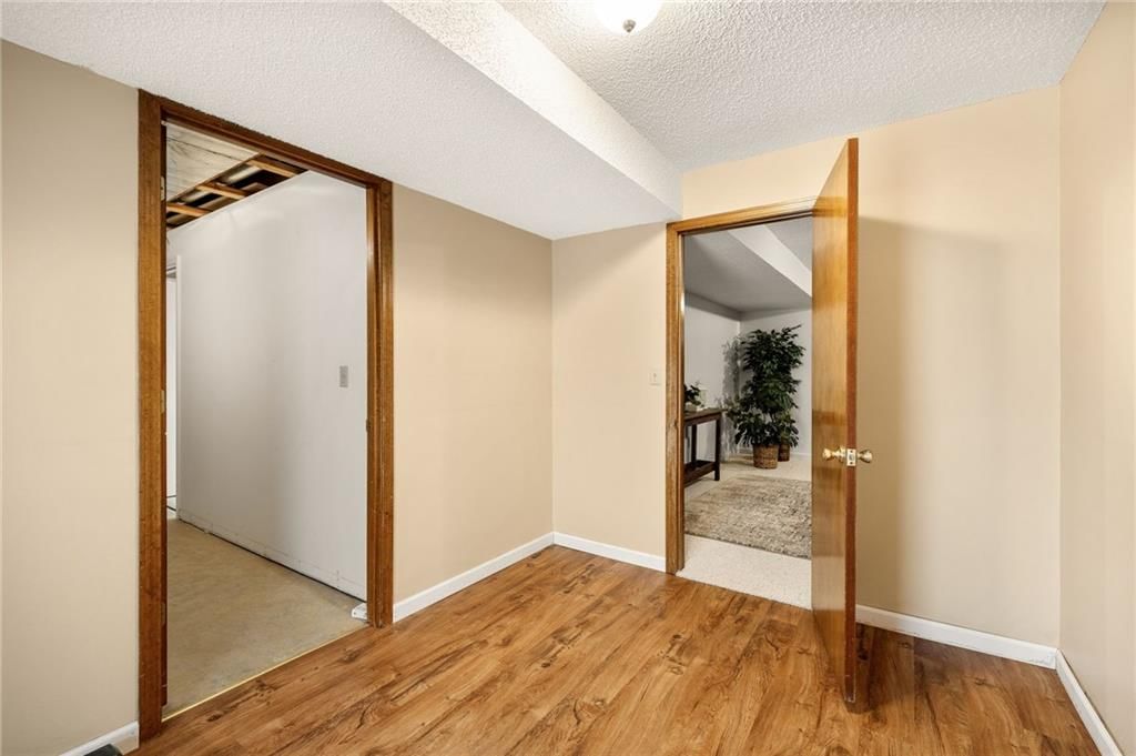 503 Larkin Court — photo 28