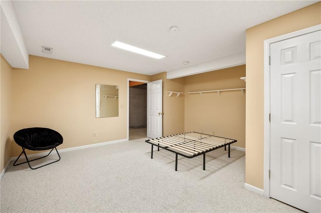 503 Larkin Court — photo 29