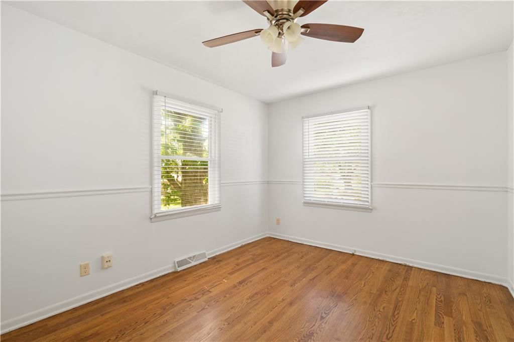 8505 Penner Avenue — photo 18