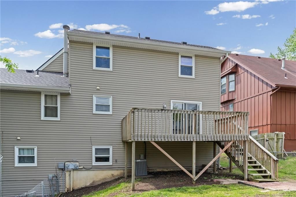 1422 La Chateau Drive — photo 31