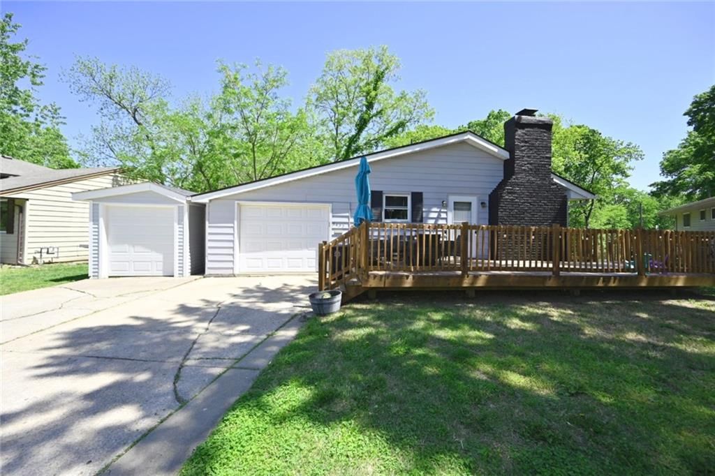 5437 N Askew Avenue — photo 1