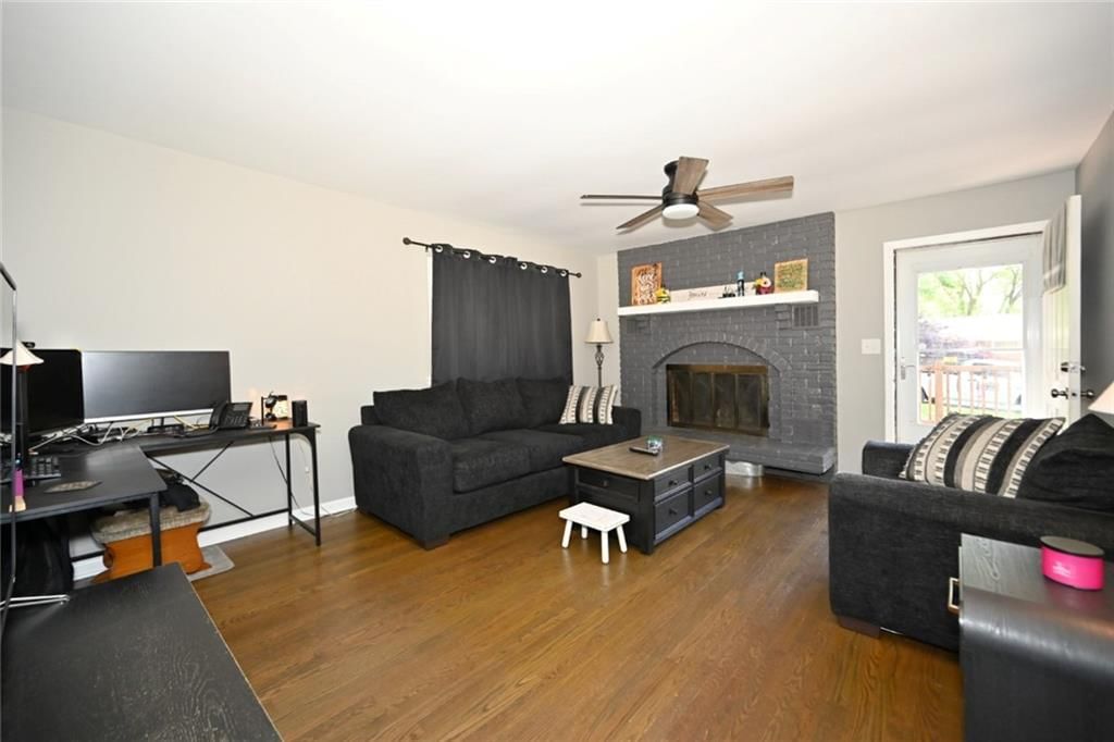 5437 N Askew Avenue — photo 4