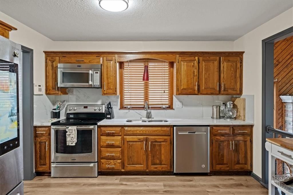 14609 Laquinta Drive — photo 10